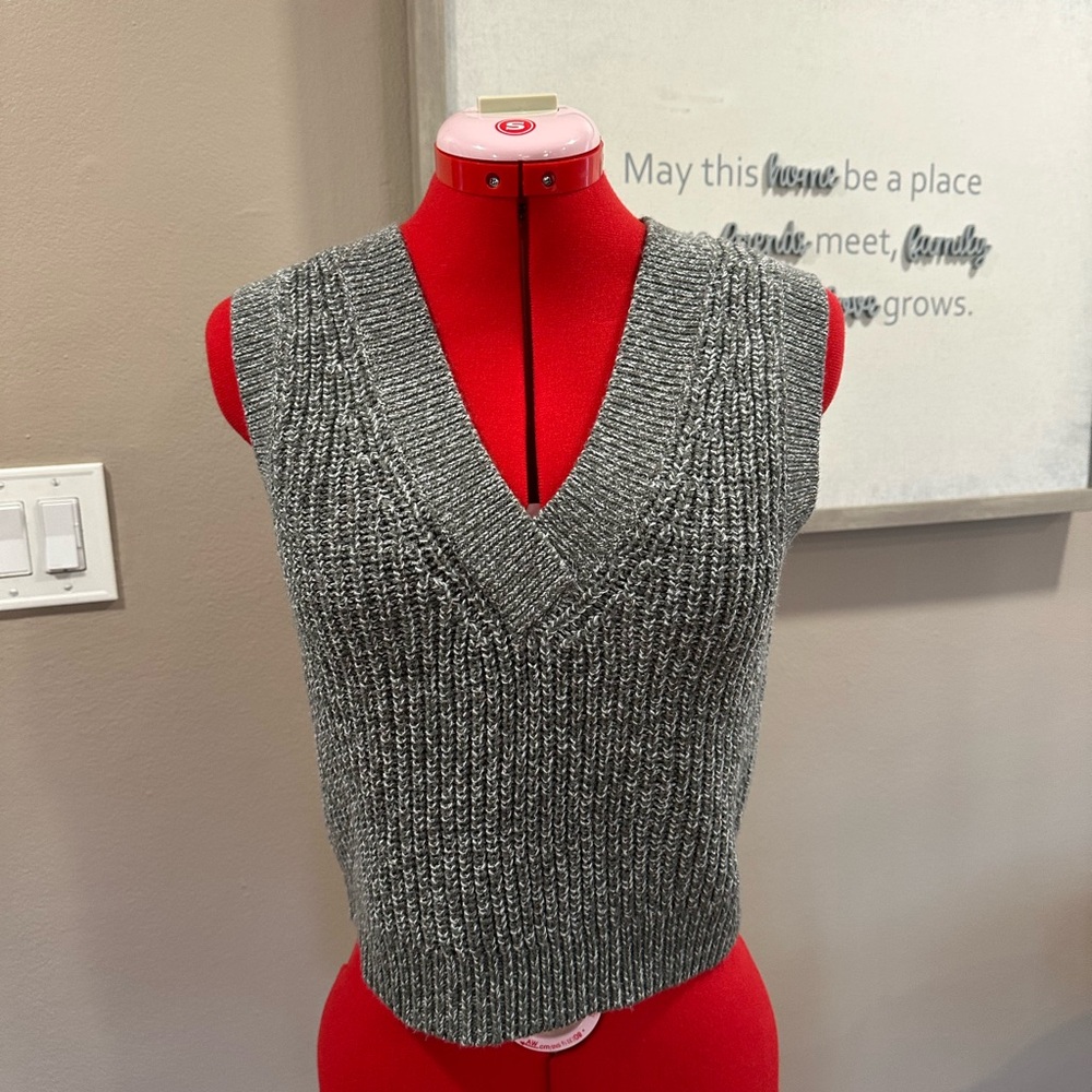 H&M Gray Knit Vest